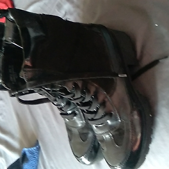 Bamboo Boot - Picture 2 of 3